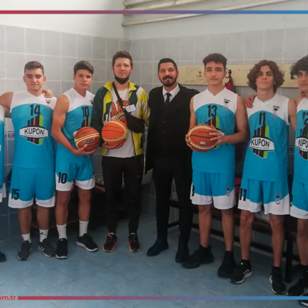 Özel Saygın Fen Lisesi ve Özel Saygın Anadolu Lisesi basketbol takımlarımız.